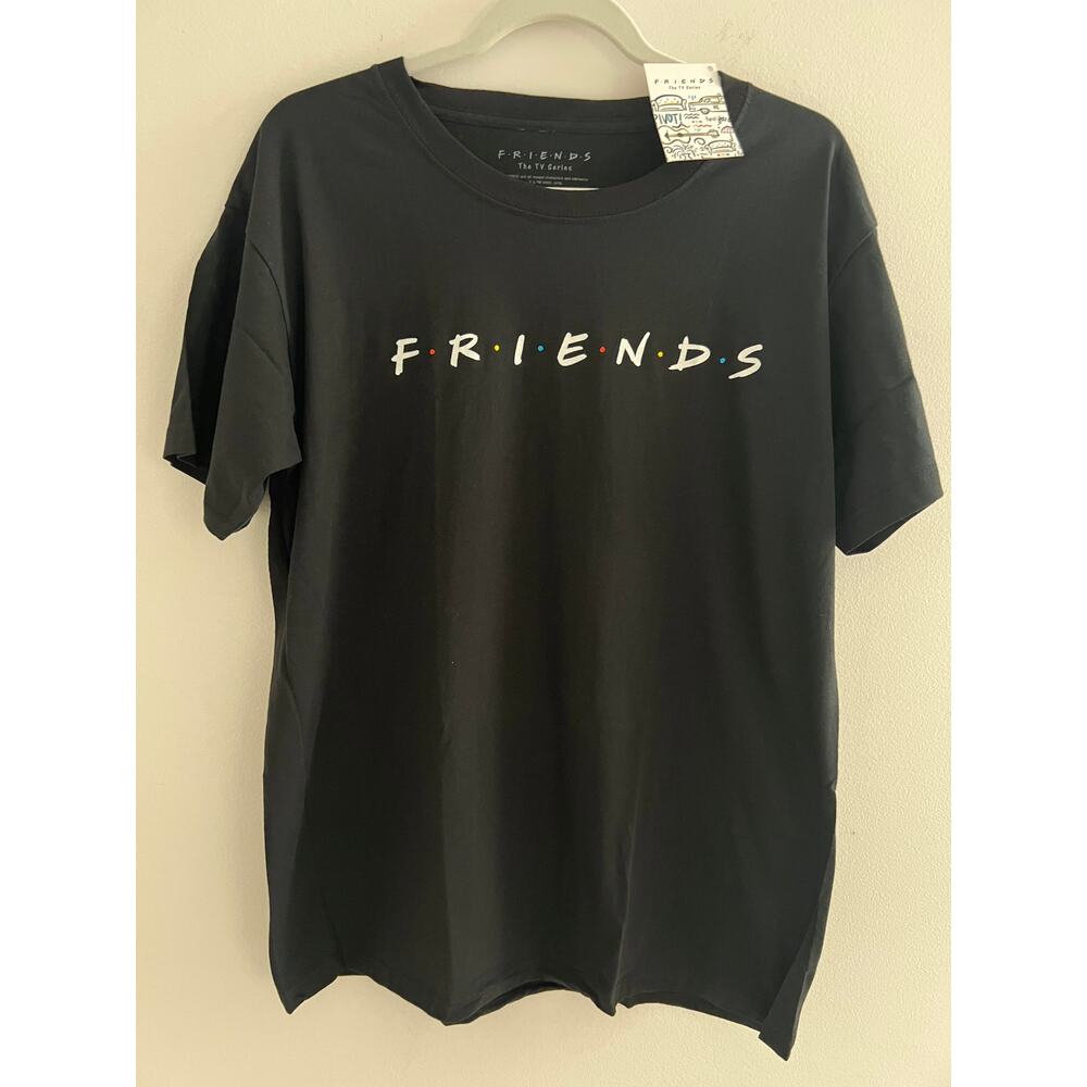 NWT Friends Graphic Tee Shirt Size Large